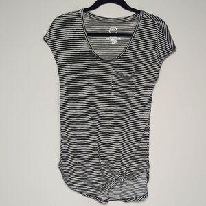 Maurices Black and White Cap Sleeve Shirt